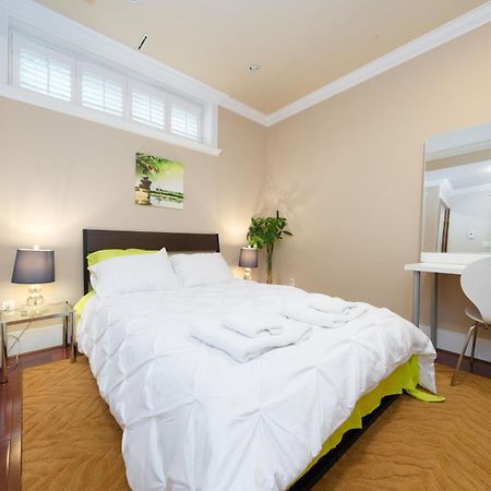 Oakridge Luxury Homestay Vancouver Kültér fotó